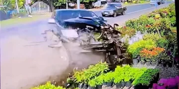 อดีตนักเรียนเหรียญทองแชมป์วิทย์ฯระดับชาติติดยาบ้า ขโมยกระบะหนีตำรวจ ชน 2 แม่ลูกดับ 1 สาหัส 1