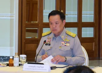 “อนุทิน” เปิด 8 มาตรการฟื้นฟูชีวิตคนหาดใหญ่ และผู้ประสบภัยในพื้นที่ภาคใต้