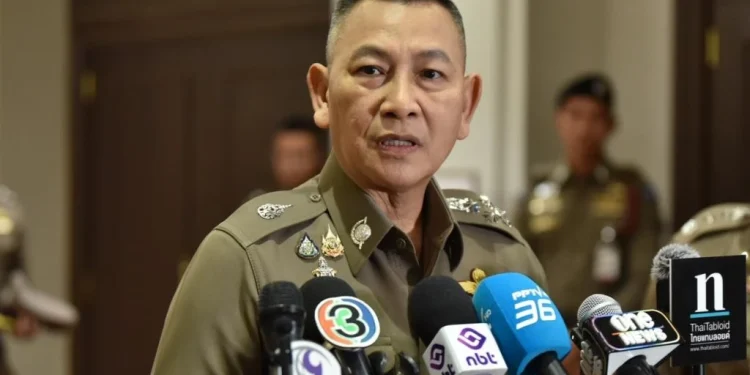 ผบ.ตร.เผยน้ำท่วมหาดใหญ่ดับ 110 ราย เร่งพิสูจน์เอกลักษณ์ 20 ศพนิรนาม ส่งชุดพิเศษเคลียร์เขต 8 ย้ำทุกคนต้องอยู่ใต้กฎหมาย