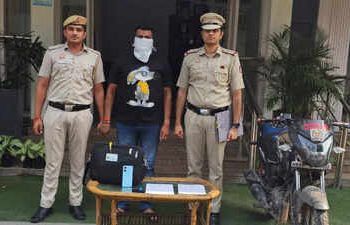 गजब! फर्जी अधिकारी बन अस्पतालों में मिलाया फोन, सीएम ऑफिस के लेटरहेड जारी, आरोपी गिरफ्तार​