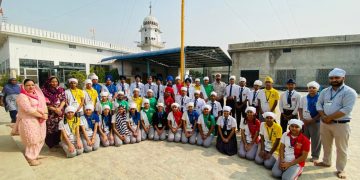 ਦਿ ਰੌਇਲ ਗਲੋਬਲ ਸਕੂਲ ਖਿਆਲਾ ਕਲਾਂ ਵਿਖੇ ਸ੍ਰੀ ਗੁਰੂ ਨਾਨਕ ਦੇਵ ਜੀ ਦਾ ਪ੍ਰਕਾਸ਼ ਪੁਰਬ ਸ਼ਰਧਾ ਤੇ ਆਦਰ ਨਾਲ ਮਨਾਇਆ ਗਿਆ