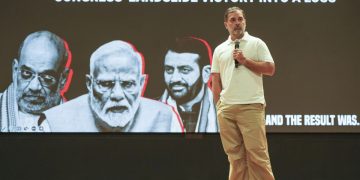 राहुल गांधी ने फोड़ा हाइड्रोजन बम: हरियाणा में हुए 25 लाख वोट चोरी, बिहार में भी यही होगा, चुनाव आयोग का पलटवार