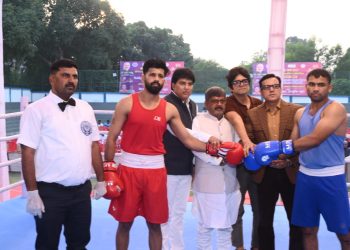 मुक्कों की बरसात से गूंजी केएसई कप की बॉक्सिंग रिंग