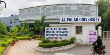 ‘कैंटीन खाली, क्लास रूम सूनसान’, भाग रहे हैं अल फलाह यूनिवर्सिटी के छात्र