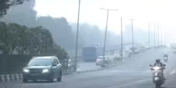 सांसों पर संकट बरकरार, 400 के पार दिल्ली-एनसीआर का एक्यूआई