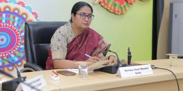 रेखा गुप्ता सरकार का आदेश दिल्‍ली में अब 50% स्‍टाफ करेंगा घर से काम