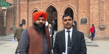 Pakistan Faces Growing Criticism Over Deportation Petition Against Sikh Woman