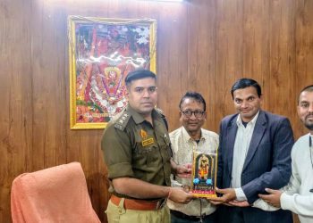 सी ओ अयोध्या को फिर से चार्ज मिलने पर दी गई बधाई