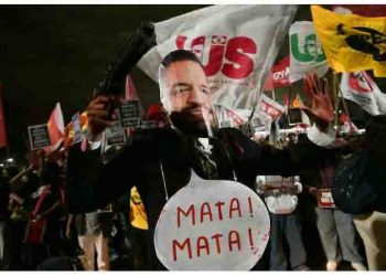 Massive Anger On Brazil’s Blood-Ridden Streets Following Deadly Rio Raids