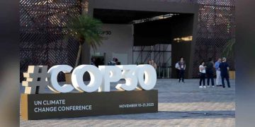 Fire at main venue of COP30 in Brazil injures 21, triggers mass evacuation