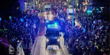 German far-right party sets up its new youth wing as thousands protest