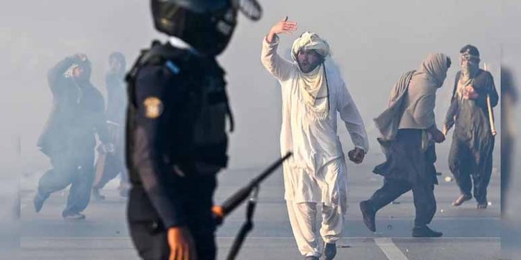 IMF Report Exposes “Corrosive” Corruption At Pakistan’s Highest Levels