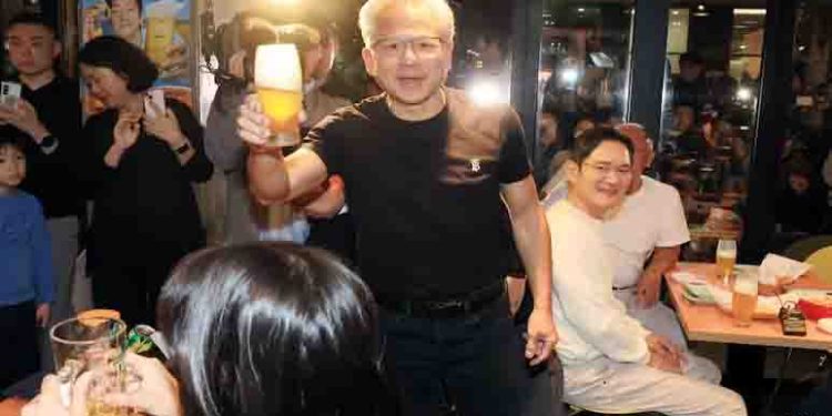 K-Beauty, K-Pop, Fried Chicken: What Happens When APEC Meets Korean Culture