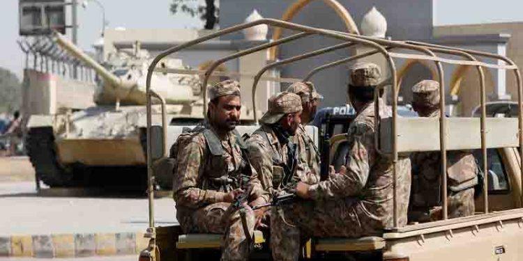 Pakistani Forces Accused of Torturing Mother and Daughter in Balochistan; Woman Reportedly Dies in Custody