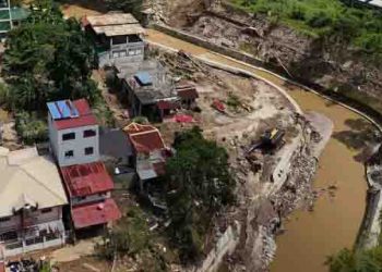 Philippines evacuates 100,000 residents as Super Typhoon Fung-wong threatens torrential rains, destructive winds