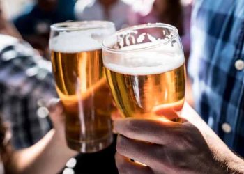 Saudi Arabia Residents Report Alcohol Ban Eased For Select Foreigners