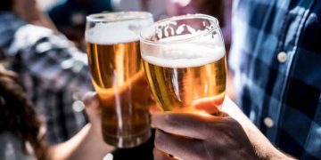 Saudi Arabia Residents Report Alcohol Ban Eased For Select Foreigners