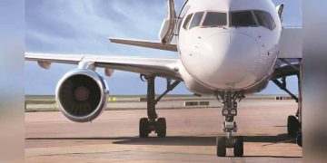 Airlines cancel Venezuela flights after FAA warns of rising security risks