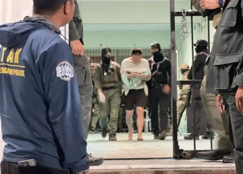 ตม.คุมได้แล้ว แก๊งจีนเทาก่อจลาจลห้องกักตัวที่แม่สอด รวบหัวโจก 15 ราย