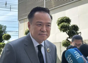 นายกฯ เรียกเลขา สมช.ถกด่วนสถานการณ์ชายแดน ปมสายลับเขมร-ยึดขีปนาวุธสัญชาติจีน เมินโดนติงเปิดตัวผู้สมัคร สส.ไม่เหมาะสถานการณ์