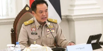 นายกฯ เผยในหลวงพระราชทานทรัพย์ส่วนพระองค์ช่วยครอบครัวผู้เสียชีวิตน้ำท่วมหาดใหญ่รายละ 2 หมื่นบาท