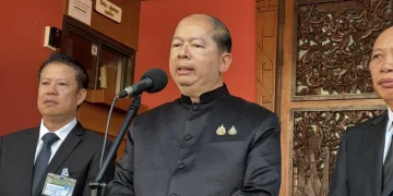 มอบ กต.พาคนไทยตกค้างในกัมพูชากลับบ้าน เล็งเช่าเหมาลำขึ้นเครื่องที่เสียมเรียบ