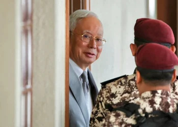 ศาลมาเลเซียปัดตกคำร้อง ‘นาจิบ’ ขอรับโทษจำคุกต่อที่บ้าน ชี้พระบรมราชโองการอดีตกษัตริย์ ‘ไม่ถูกต้องตามกระบวนการ’