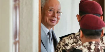 ศาลมาเลเซียปัดตกคำร้อง ‘นาจิบ’ ขอรับโทษจำคุกต่อที่บ้าน ชี้พระบรมราชโองการอดีตกษัตริย์ ‘ไม่ถูกต้องตามกระบวนการ’