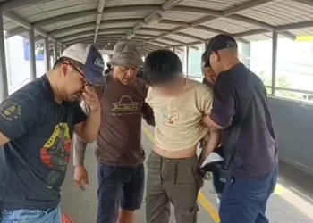 กองปราบปลอมโพรไฟล์เป็นสาวสวย-ขอทาน ตลบหลังจับพ่อค้ายายิงเมียรักดับ แค้นนำเงินปั่นสล็อตจนเกลี้ยง