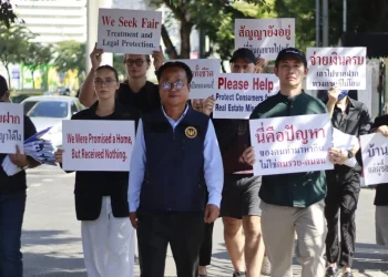 แห่แจ้งจับบริษัทพูลวิลล่าภูเก็ต สร้างไม่เสร็จ-หมกเม็ดสัญญาเสียหาย 100 ล้าน