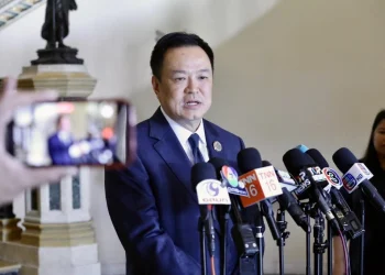 “อนุทิน” ลั่น ชีวิตทหารเทียบไม่ได้กับรูปปั้นที่ถูกทำลาย หวังถก GBC เขมรจะรักษาสัญญาเสียที