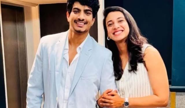 आखिर टूट ही गया स्मृति-पलाश का रिश्ता, दोनों ने एक ही समय पोस्ट कर शादी रद्द करने का किया एलान 1 आखिर टूट ही गया स्मृति-पलाश का रिश्ता, दोनों ने एक ही समय पोस्ट कर शादी रद्द करने का किया एलान