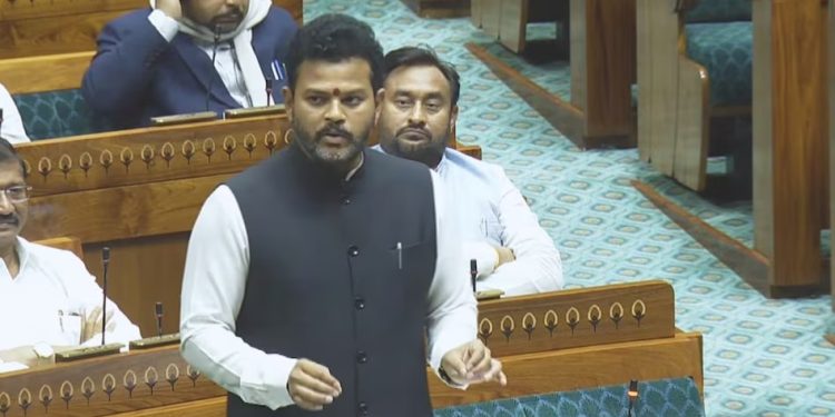 ‘पूरे साल हवाई टिकटों की कीमतों को नहीं कर सकते नियंत्रित: राममोहन नायडू