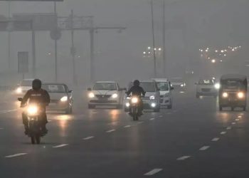 दिल्ली-एनसीआर में प्रदूषण का कहर, ग्रेप 4 के प्रतिबंध लागू।