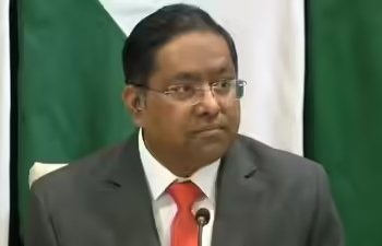 बांग्लादेश में अल्पसंख्यकों पर हमलों को लेकर भारत ने जताई चिंता