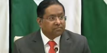 बांग्लादेश में अल्पसंख्यकों पर हमलों को लेकर भारत ने जताई चिंता