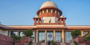 सुप्रीम कोर्ट का सख्त संदेश: कर्ज हड़पने और अवैध निर्माण पर कोई राहत नहीं