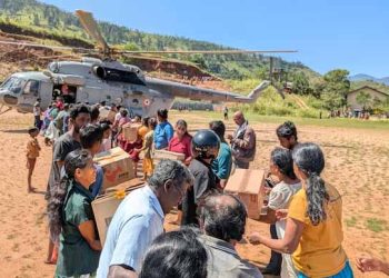 India sends more aid to cyclone-hit Sri Lanka as death toll crosses 485