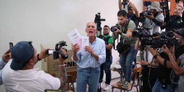 Hondurans vote in presidential election marked by fraud accusations