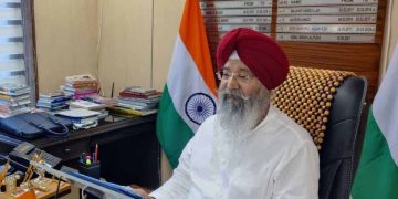 A Nation Without a Leader!