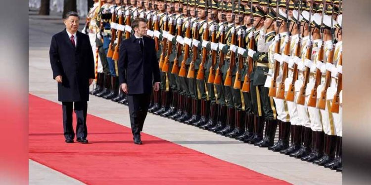 Xi courts Emmanuel Macron in diplomatic efforts to isolate Japan's Takaichi 1 Xi courts Emmanuel Macron in diplomatic efforts to isolate Japan’s Takaichi