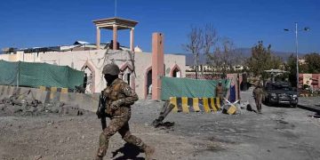 Pak, Afghanistan Exchange Heavy Fire Along Border Amid Heightened Tensions