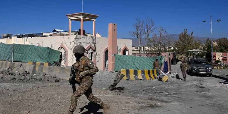Pak, Afghanistan Exchange Heavy Fire Along Border Amid Heightened Tensions 1 Pak, Afghanistan Exchange Heavy Fire Along Border Amid Heightened Tensions