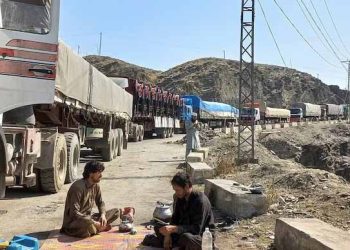 How trade war with poor Afghanistan is bleeding Pakistan