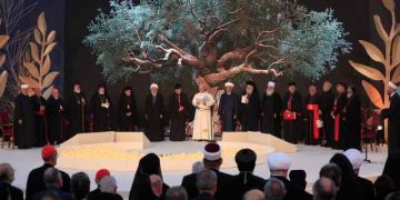 Pope in Lebanon asks for ‘divine gift of peace’ alongside country’s Christian and Muslim leaders