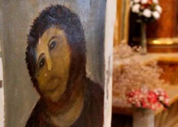 Spanish woman who found fame for botching fresco restoration dies