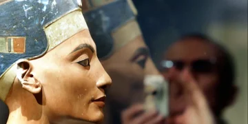 Egyptian Archaeologist Claims He Is “Close” To Finding Legendary Queen Nefertiti’s Tomb