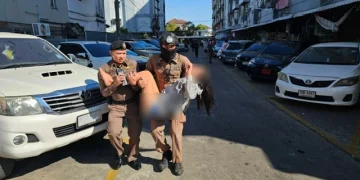 ไฟไหม้ห้องพักคอนโดย่านลาดพร้าว จนท.รุดช่วยอุ้มสาวสำลักควันหมดสติ