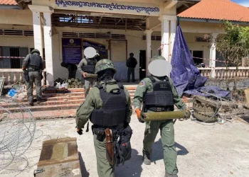 ตะลึง! คลังแสงกัมพูชาซุกกลางกาสิโนทมอดา ทั้งเครื่องยิงจรวดต่อสู้รถถัง-เครื่องยิงลูกระเบิด ปืนไร้แรงสะท้อน กระสุนหมื่นนัด