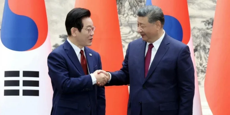 ปธน.เกาหลีใต้ขอ ‘สี จิ้นผิง’ ช่วยเป็นกาวใจพูดคุยเกาหลีเหนือ ด้านผู้นำจีนเน้นย้ำให้ใช้ ‘ความอดทน’